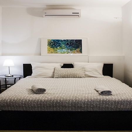 Travel Inn Apartments บูดาเปสต์ ภายนอก รูปภาพ