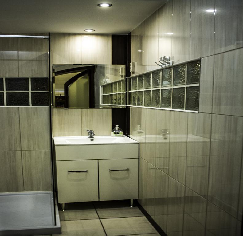 Travel Inn Apartments บูดาเปสต์ ภายนอก รูปภาพ
